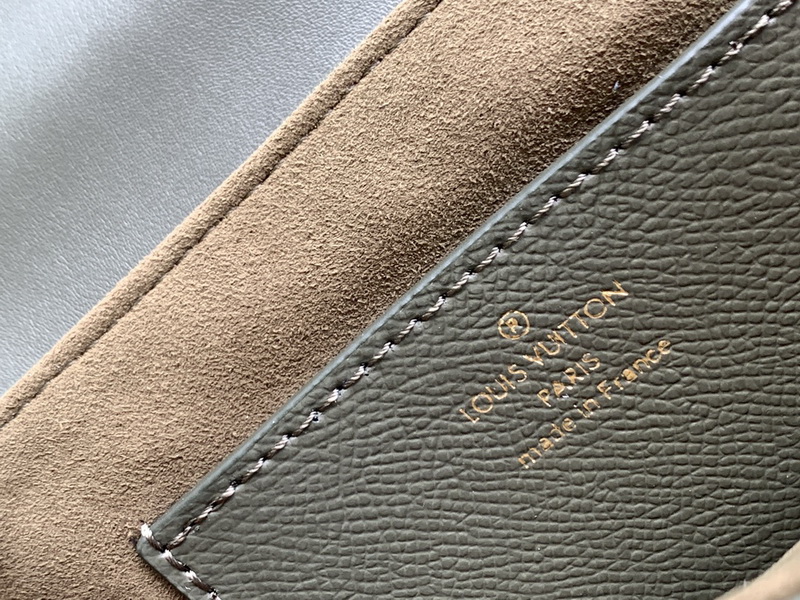 LV Handbags AAA(Women)-658