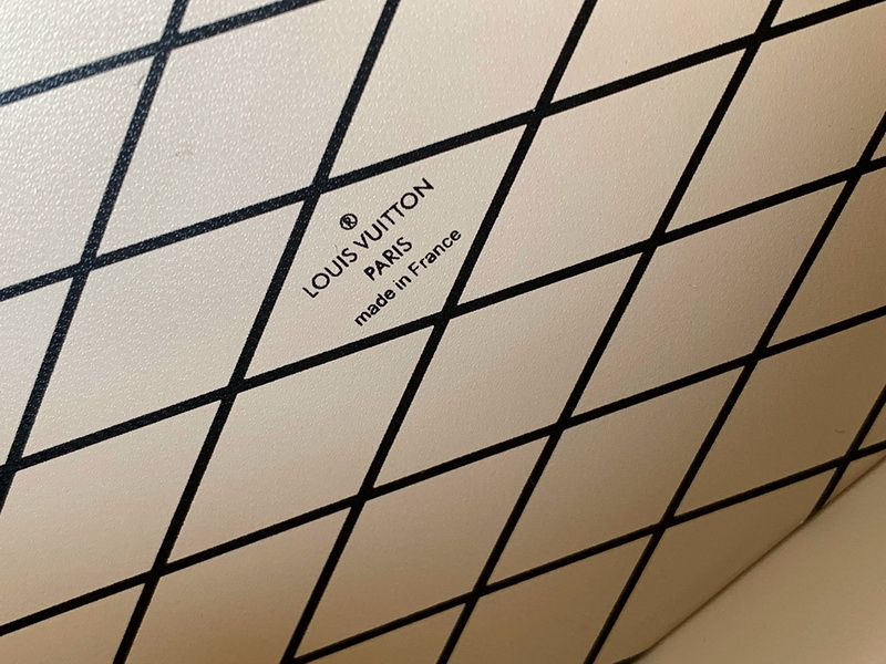 LV Handbags AAA(Women)-674