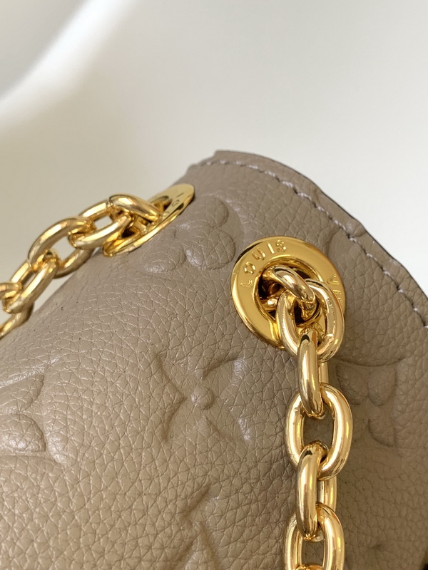 LV Handbags AAA(Women)-675