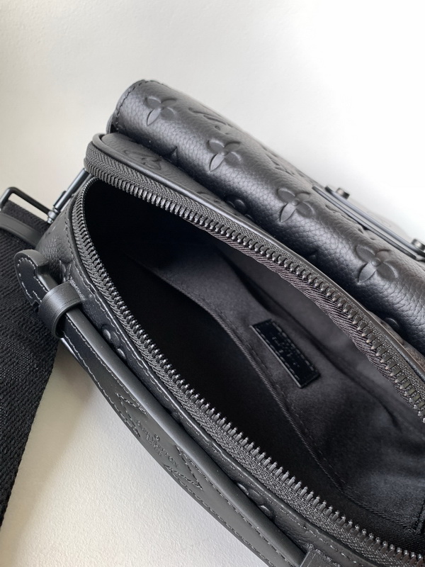 LV Handbags AAA(Women)-699