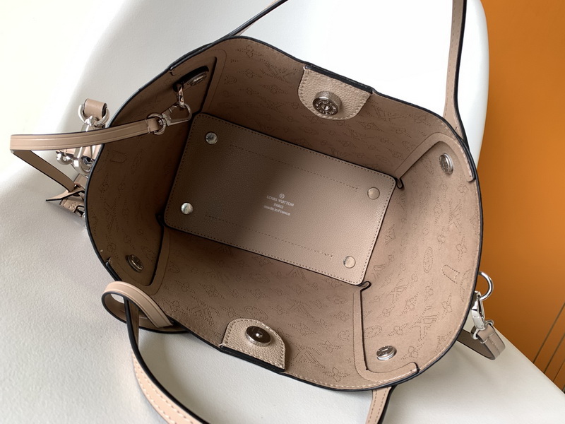 LV Handbags AAA(Women)-703