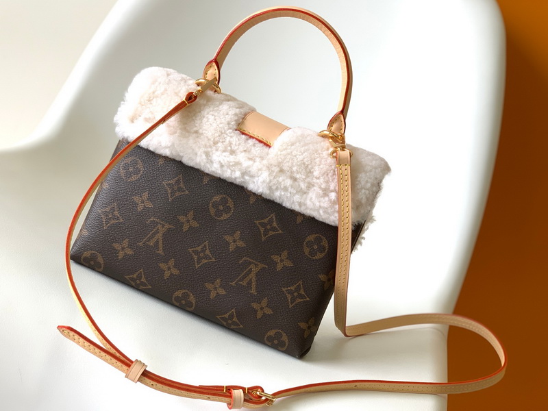 LV Handbags AAA(Women)-704