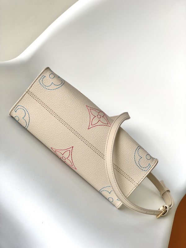 LV Handbags AAA(Women)-717