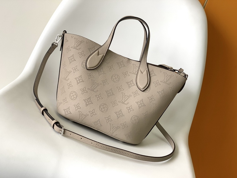 LV Handbags AAA(Women)-748