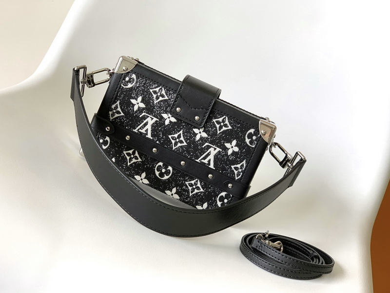 LV Handbags AAA(Women)-802