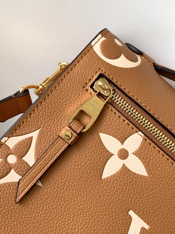 LV Handbags AAA(Women)-812