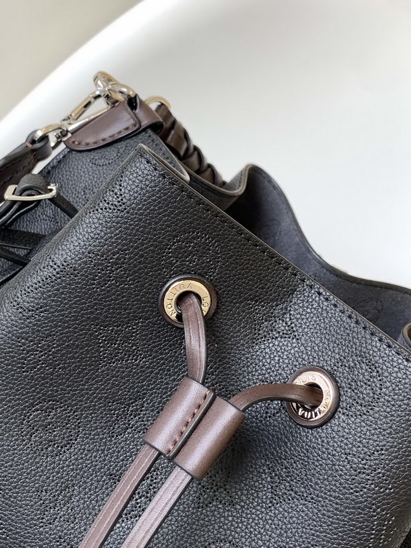 LV Handbags AAA(Women)-825