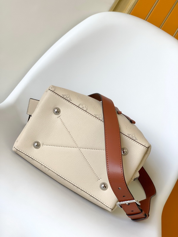 LV Handbags AAA(Women)-826