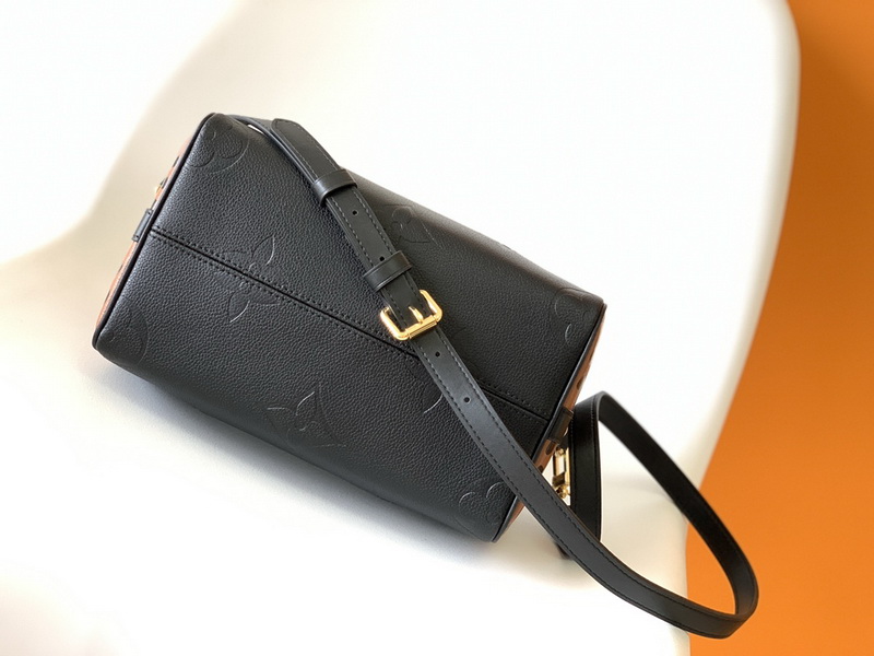 LV Handbags AAA(Women)-827