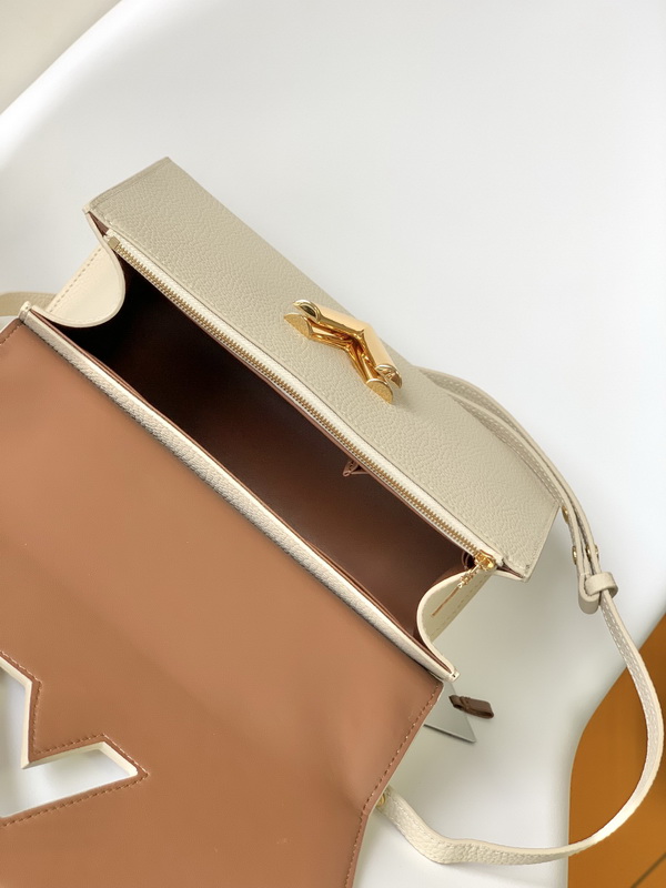 LV Handbags AAA(Women)-833