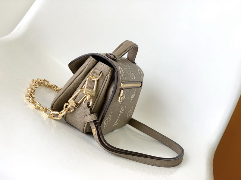 LV Handbags AAA(Women)-872