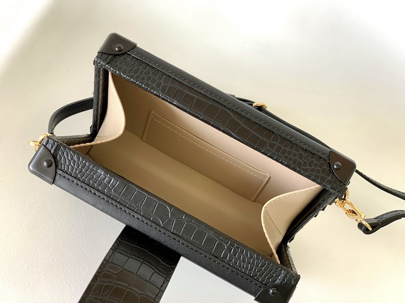 LV Handbags AAA(Women)-902