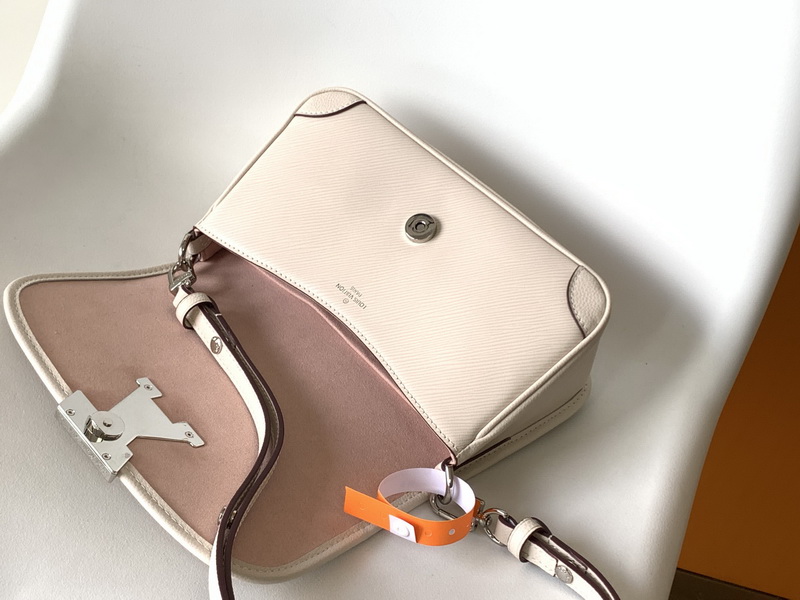 LV Handbags AAA(Women)-923