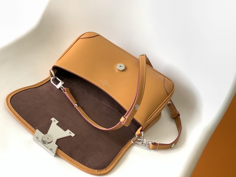 LV Handbags AAA(Women)-925