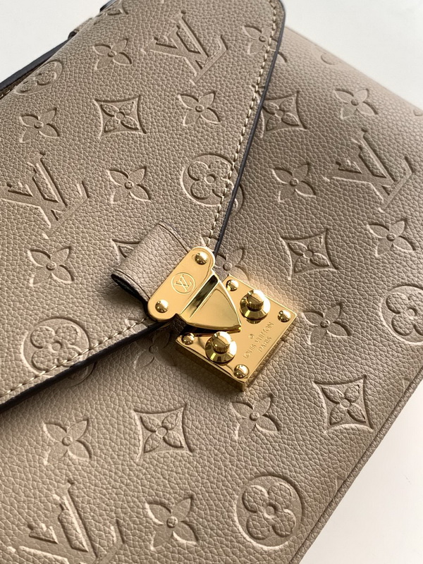 LV Handbags AAA(Women)-1611