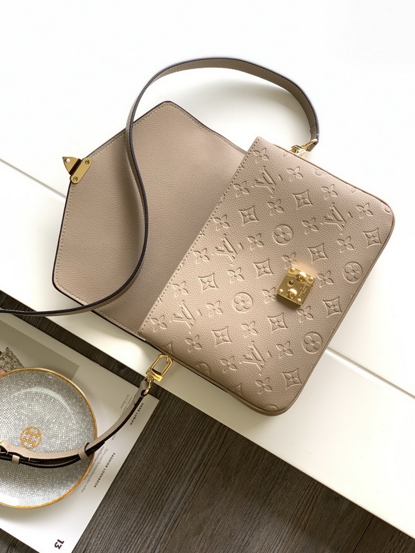 LV Handbags AAA(Women)-1611
