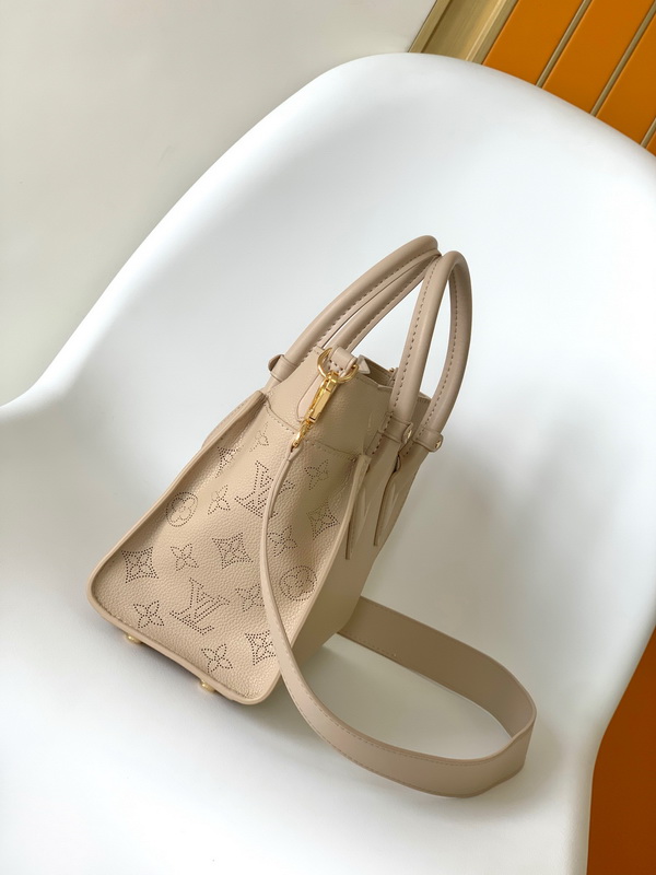 LV Handbags AAA(Women)-1741