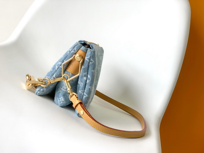 LV Handbags AAA(Women)-1806