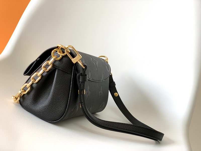 LV Handbags AAA(Women)-1828