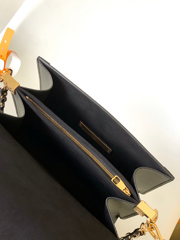 LV Handbags AAA(Women)-1984