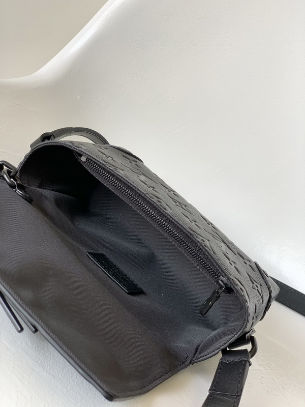 LV Handbags AAA(Men)-294