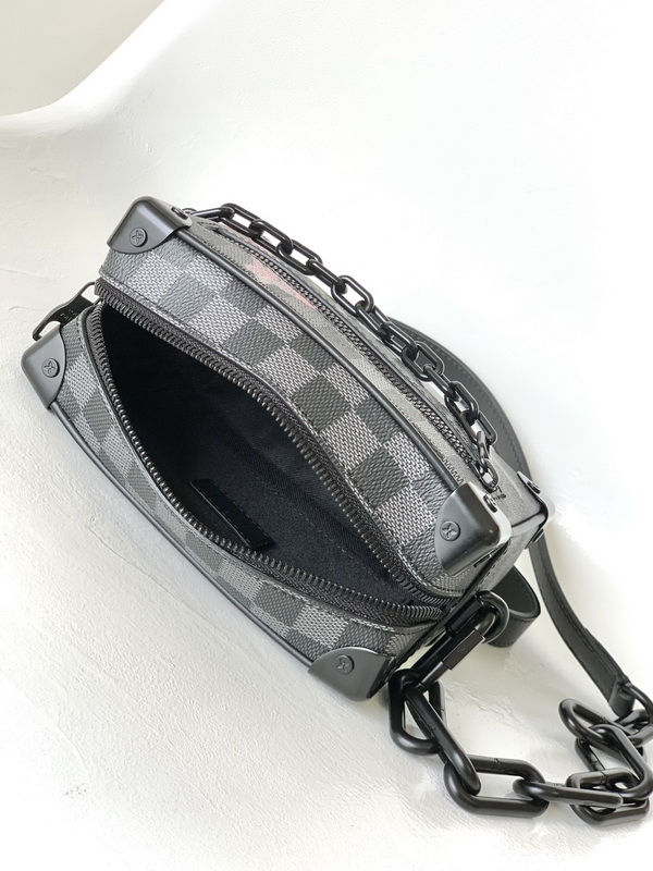 LV Handbags AAA(Men)-302