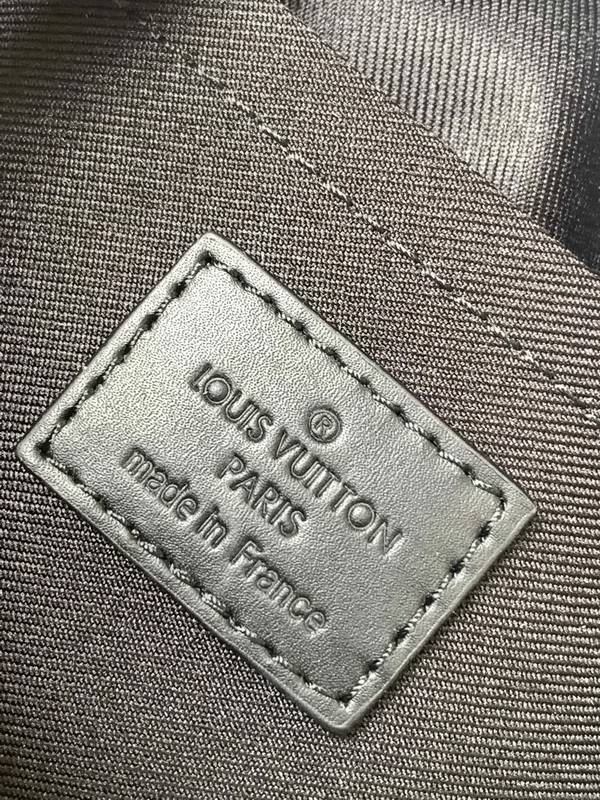 LV Handbags AAA(Men)-302