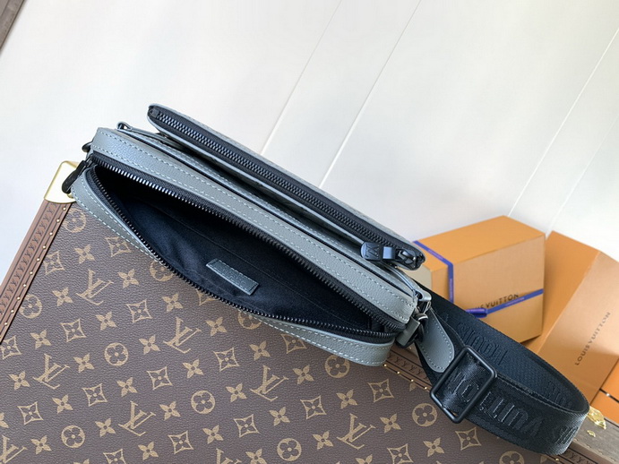 LV Bag-NFC(AAA)-017