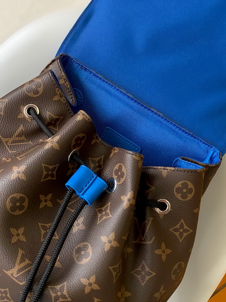 LV Backpack(AAA)-151