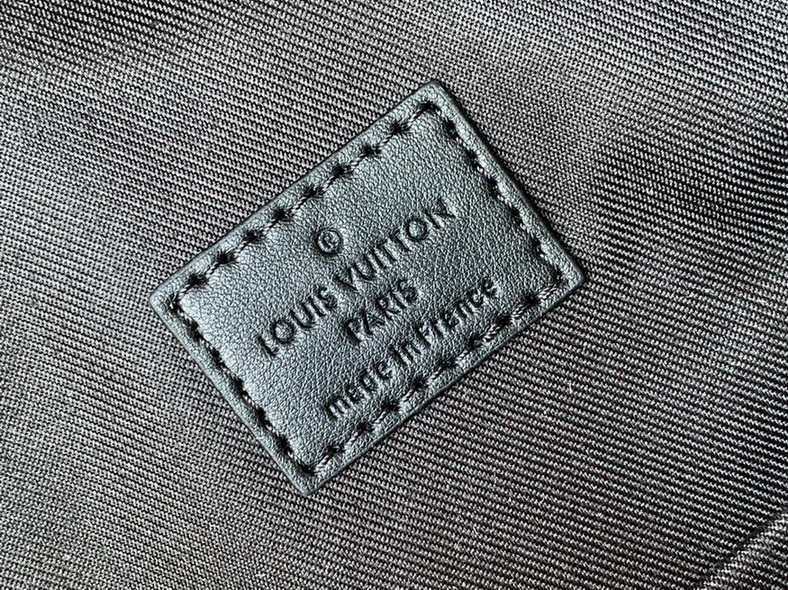 LV Backpack(AAA)-160