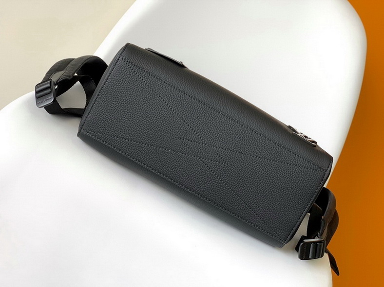 LV Backpack(AAA)-196