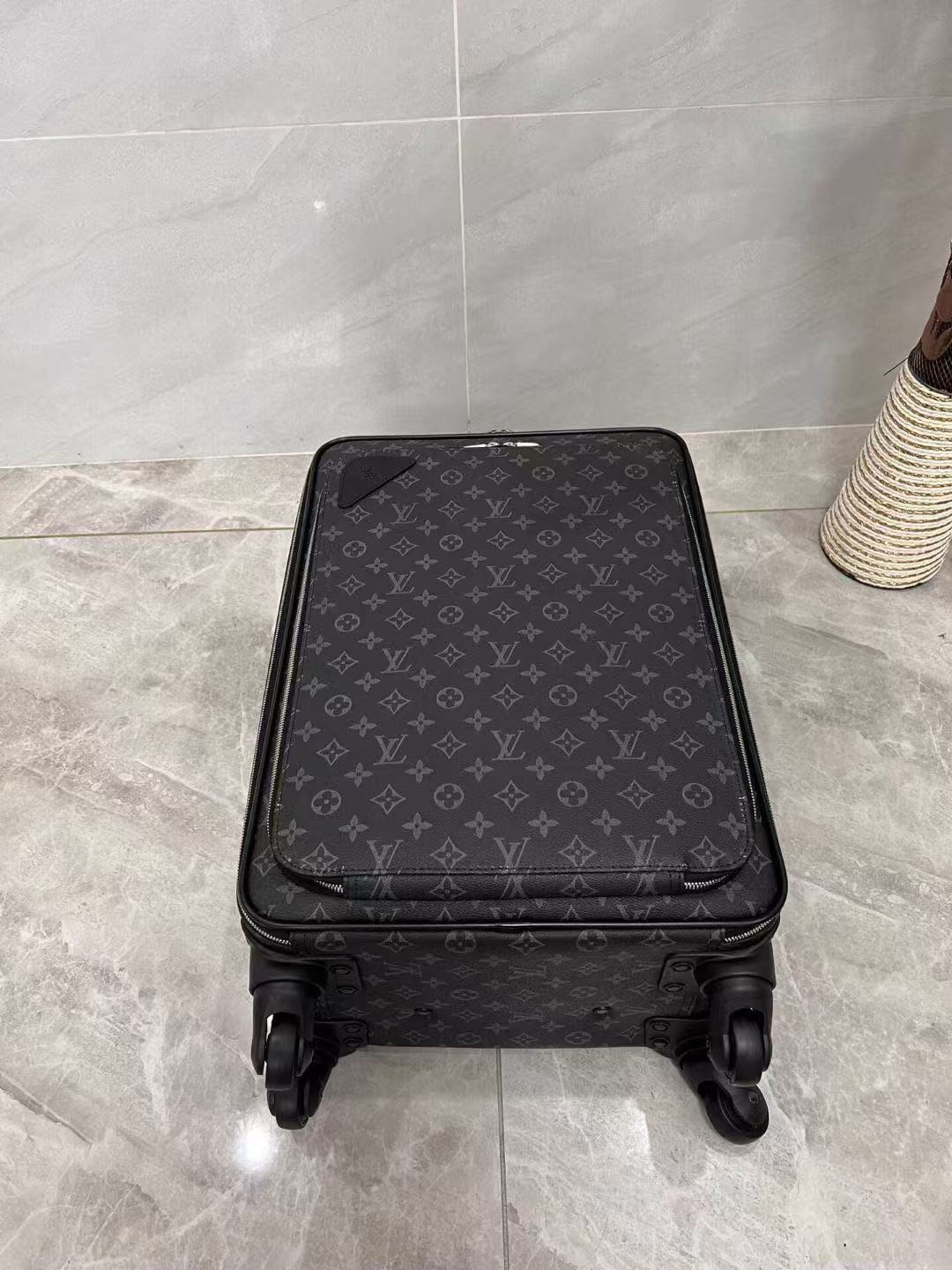 LV Suitcase(AAA)-005