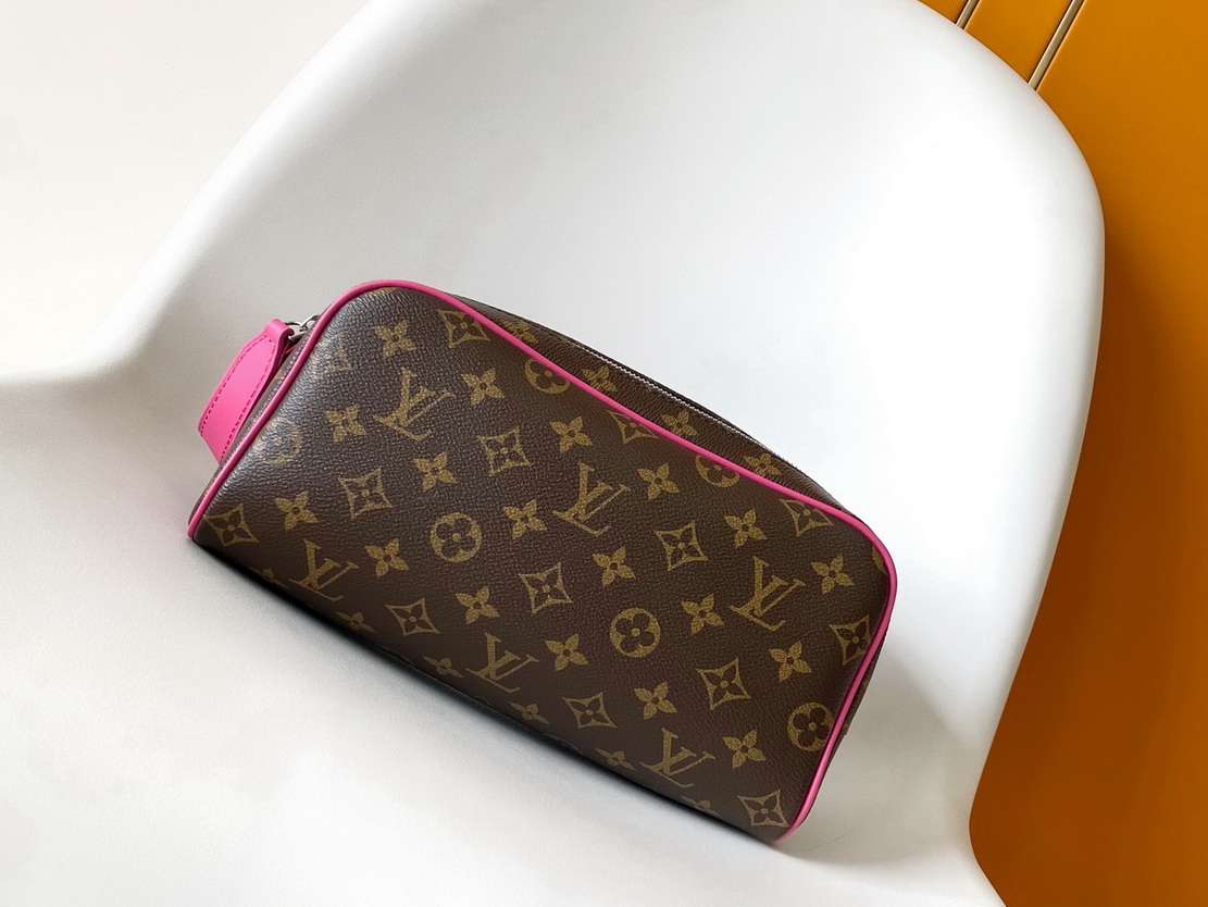 LV Bag-NFC(AAA)-031