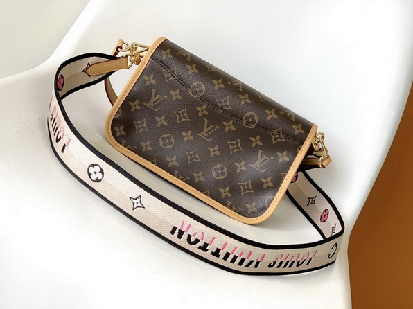 LV Bag-NFC(AAA)-048