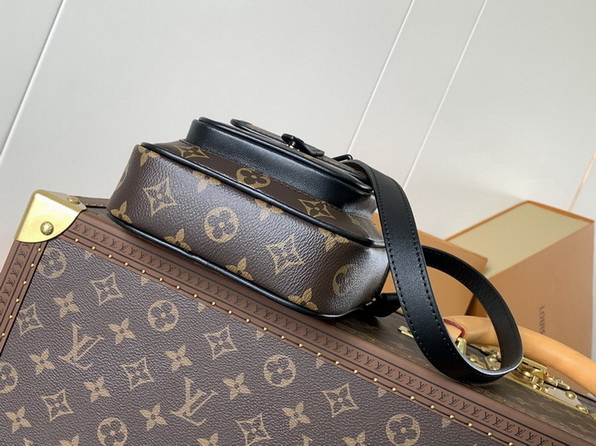 LV Bag-NFC(AAA)-055
