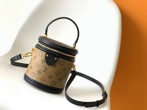 LV Bag-NFC(AAA)-090