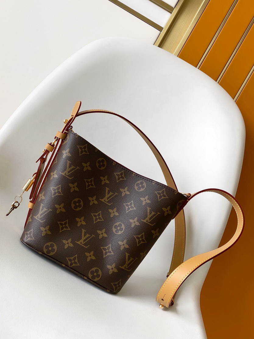 LV Bag-NFC(AAA)-139