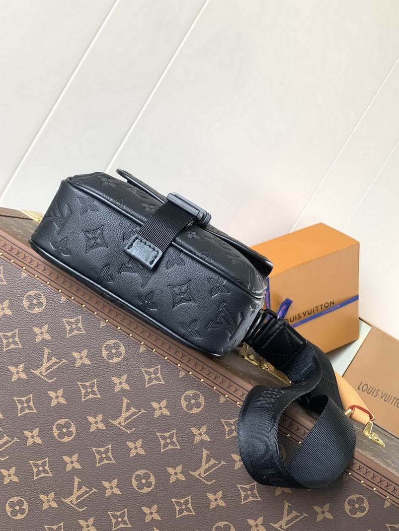 LV Bag-NFC(AAA)-183