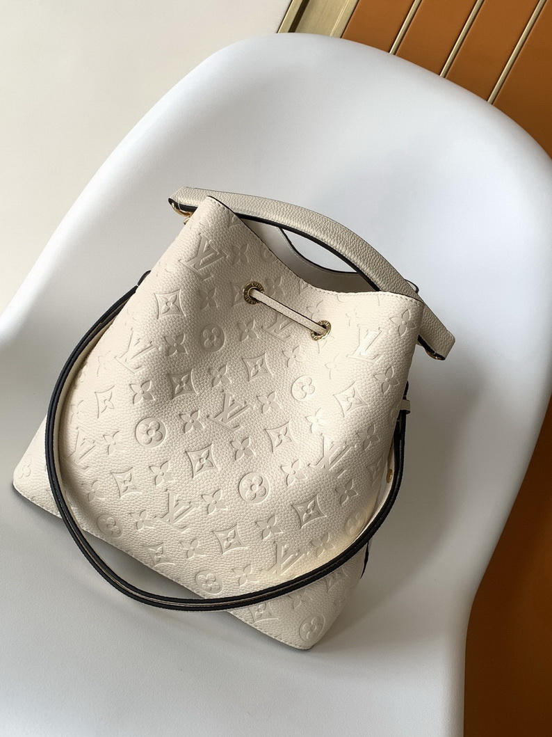 LV Bag-NFC(AAA)-255