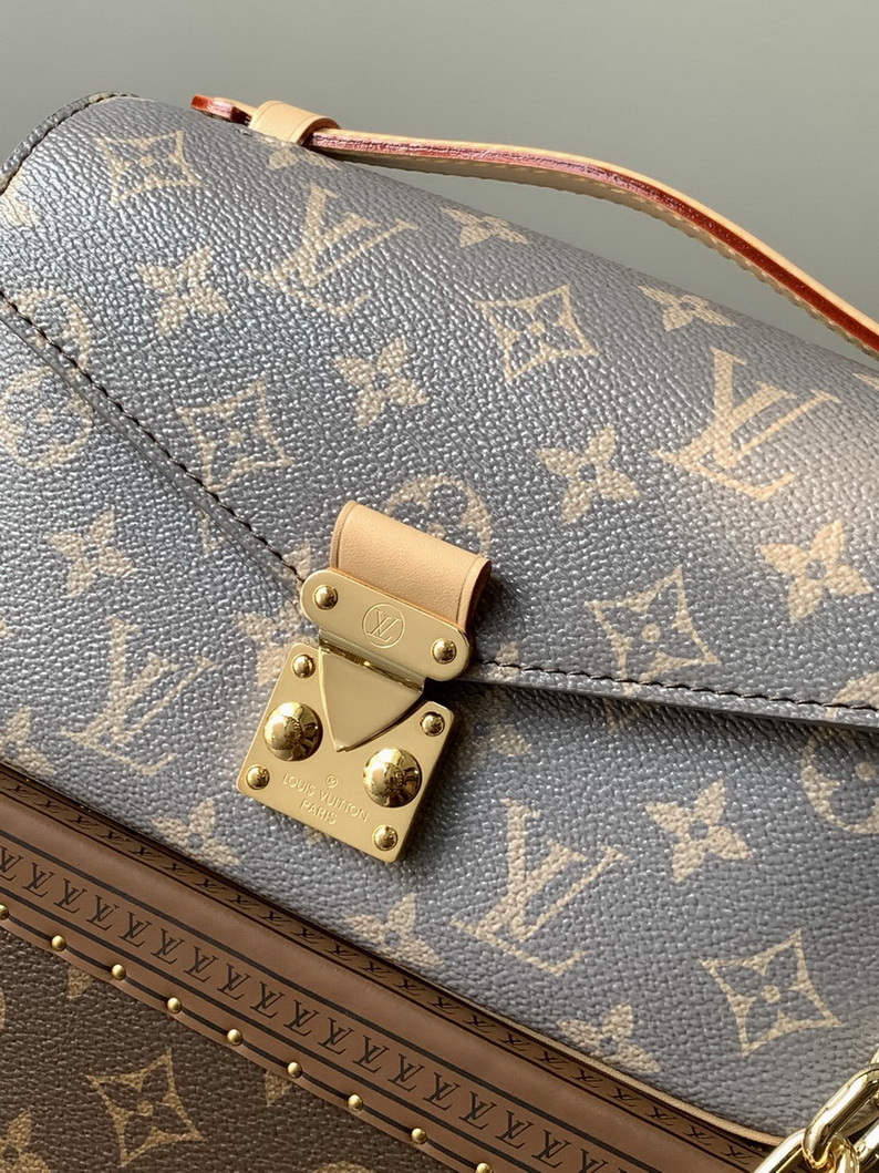 LV Bag-NFC(AAA)-326