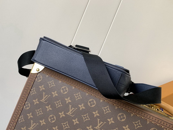 LV Bag-NFC(AAA)-364
