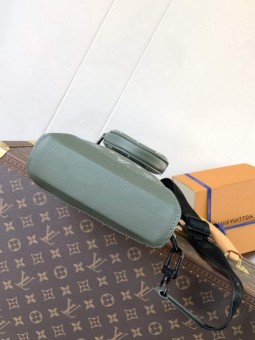 LV Bag-NFC(AAA)-384