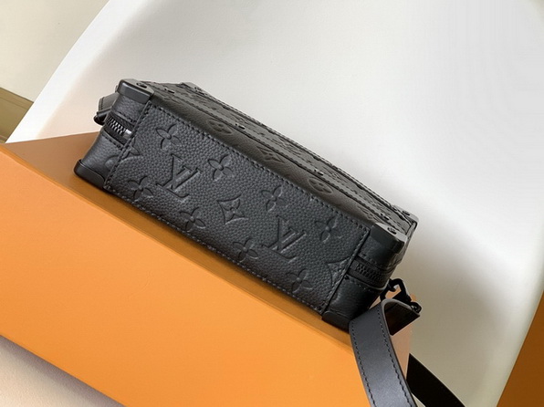 LV Bag-NFC(AAA)-397