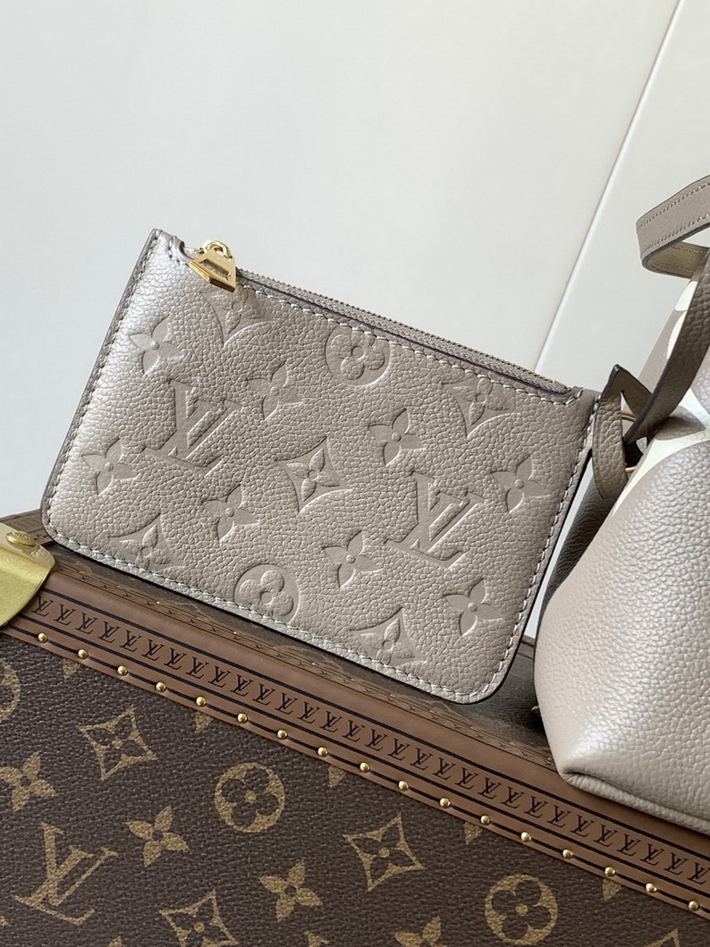 LV Bag-NFC(AAA)-588