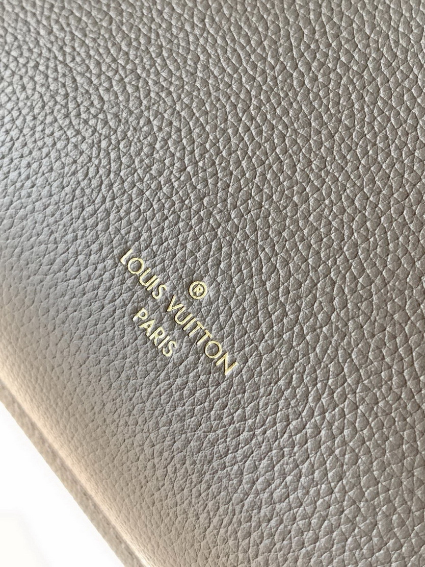 LV Bag-NFC(AAA)-593