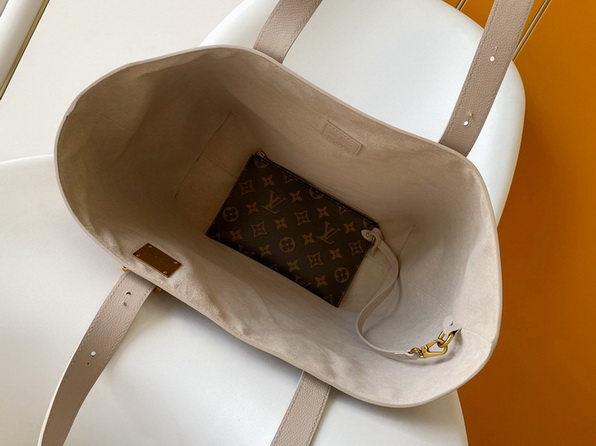 LV Bag-NFC(AAA)-603