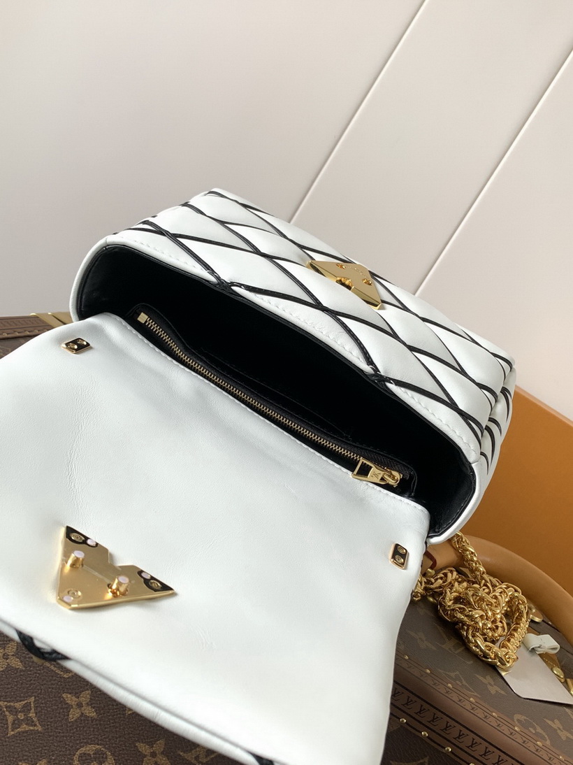 LV Bag-NFC(AAA)-644