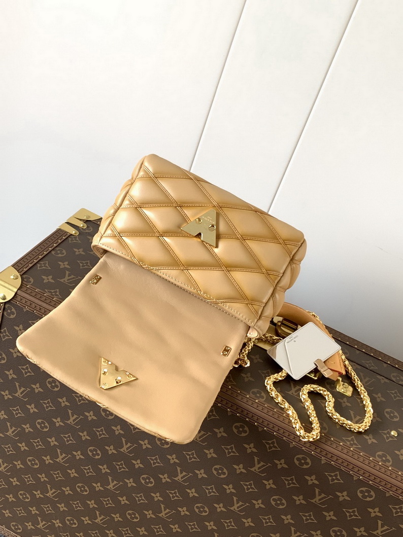 LV Bag-NFC(AAA)-645