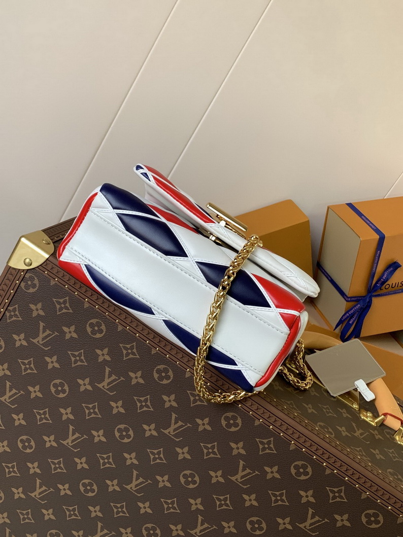 LV Bag-NFC(AAA)-658