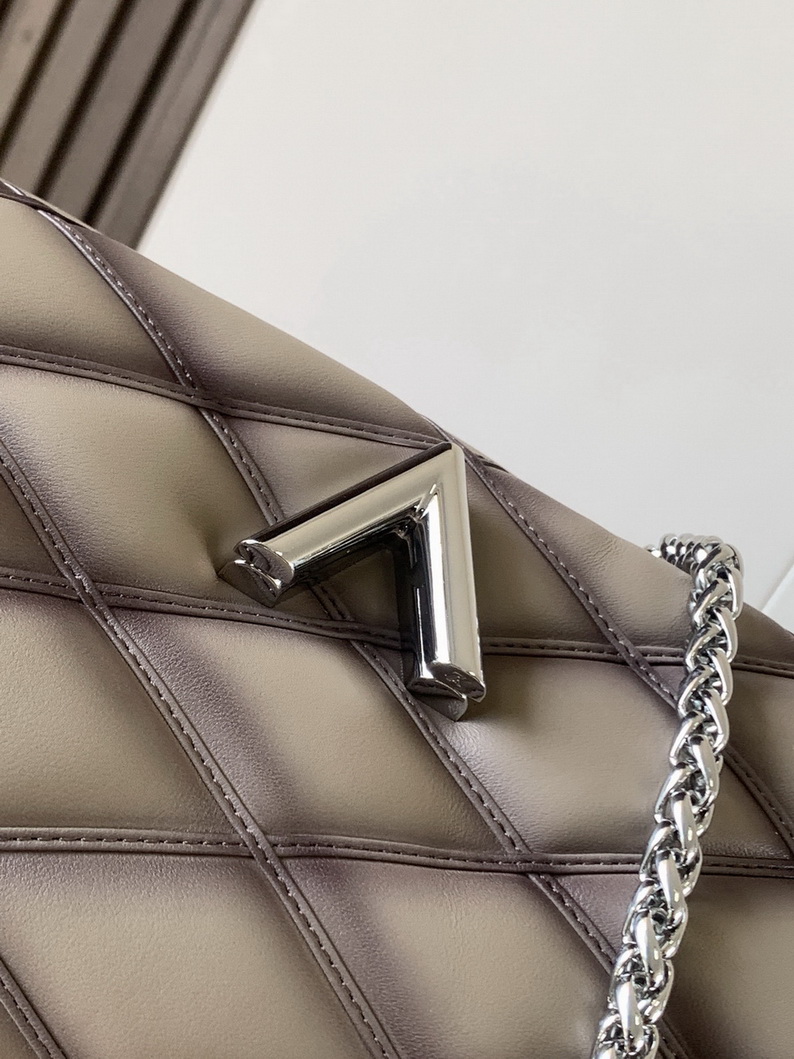 LV Bag-NFC(AAA)-664